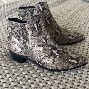 Snakeskin halogen boots size 7